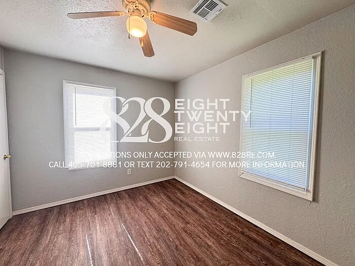 4024 Thomas Ave — Photo 16