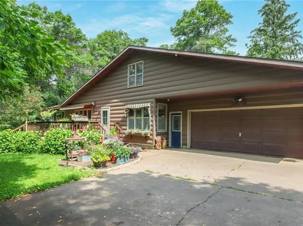 6880 Carriage Lane, Fall Creek, WI 54742