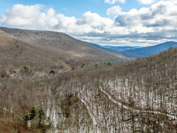 Root Hollow Ln, Tunkhannock, PA 18657