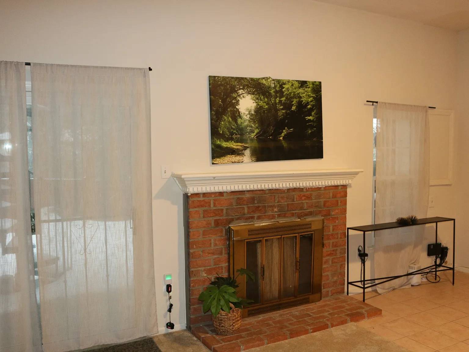1 bed, 2078 sqft, $1,200 — Photo 3