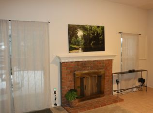 6185 Green Hollow Ct, Springfield, VA 22152