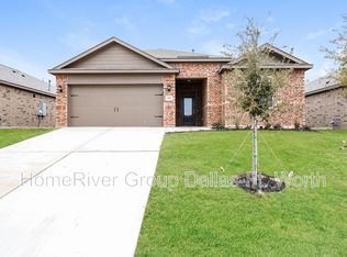 933 Clark Dr, Ferris, TX 75125