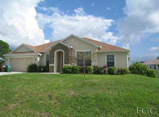 1221 SW 36th St, Cape Coral, FL 33914