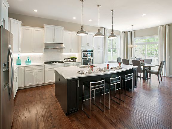 Kitchen with Breakfast Nook