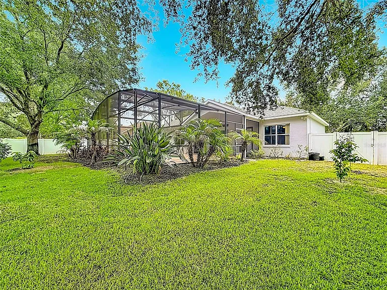 2947 Majestic Isle Dr — Photo 38