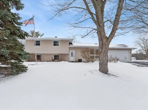 2309 Greenbriar Ln, Lindenhurst, IL 60046
