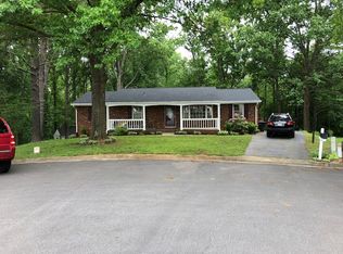 2132 Montgomery Cir, Vinton, VA 24179