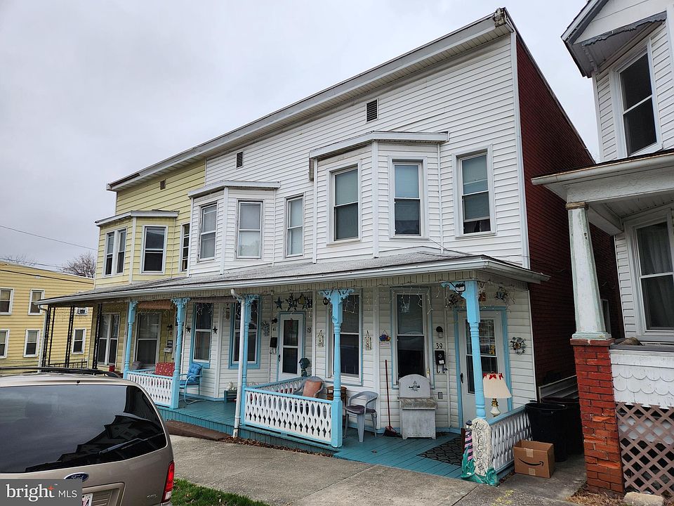 2nd image of 39 Race St