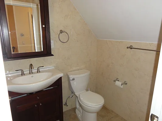 Rented by Peregrine Realty Group LLC | media 17