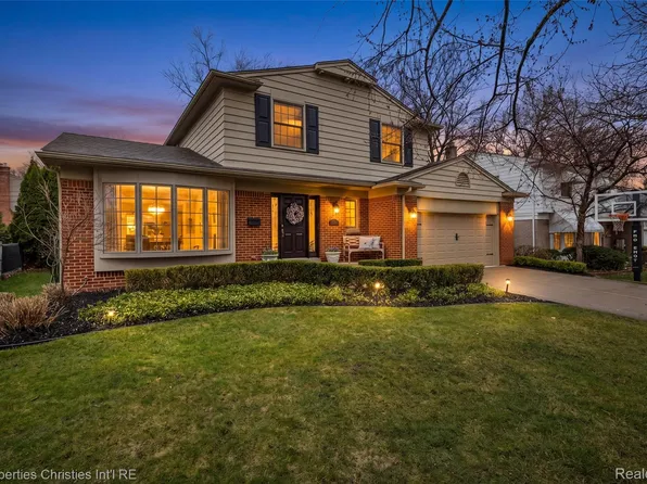 1628 Old Salem, Plymouth, MI 48170