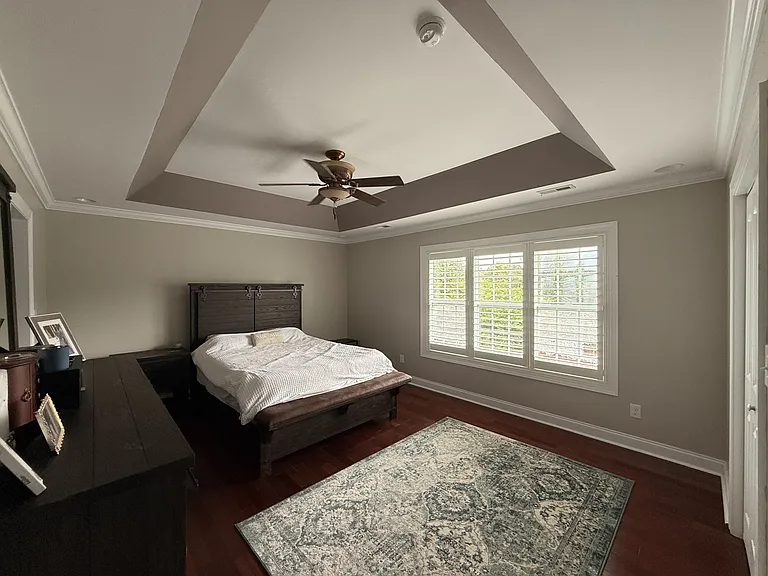 704 Stagecoach Dr — Photo 3