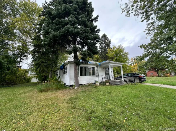 11843 Chelsea St, Detroit, MI 48213