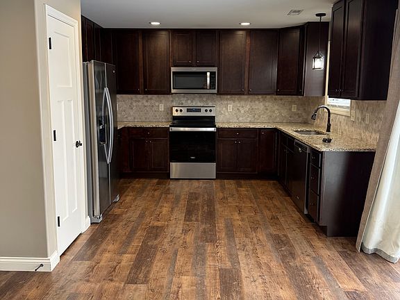 2nd image of 29493 Walnut Valley Ct