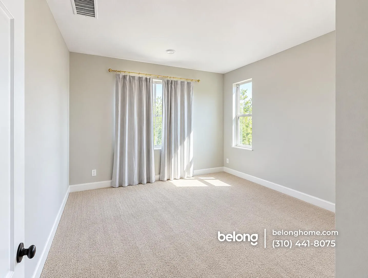 6 bed, 5.5 bath, 3985 sqft, $5,095 — Photo 3