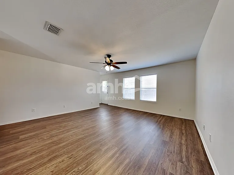 5533 Parkview Hills Ln — Photo 6