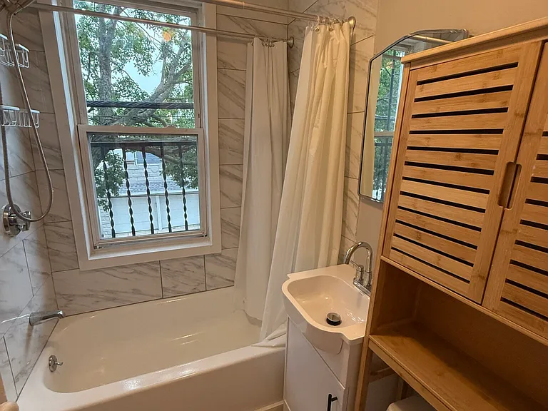 150 5th St #2D — Photo 9