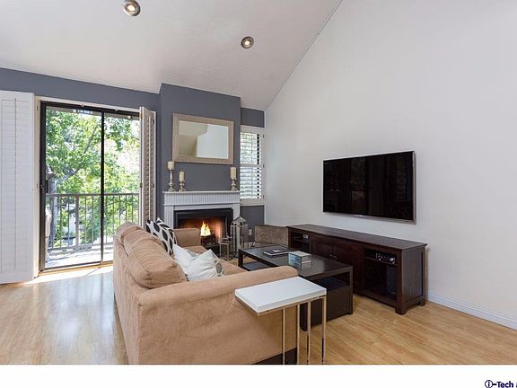 3rd image of 330 Cordova St Unit 372
