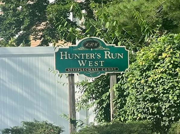 58 Steeplechase Ct, Haverhill, MA 01832