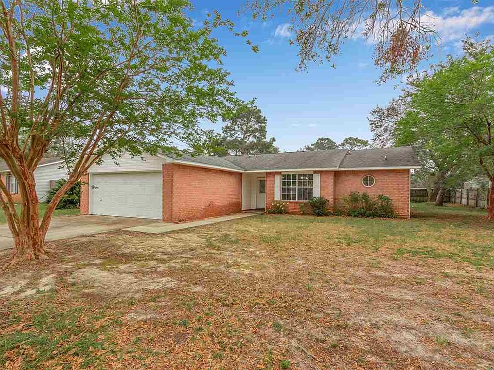 975 Vonna Jo Cir, Pensacola, FL 32506 | Zillow