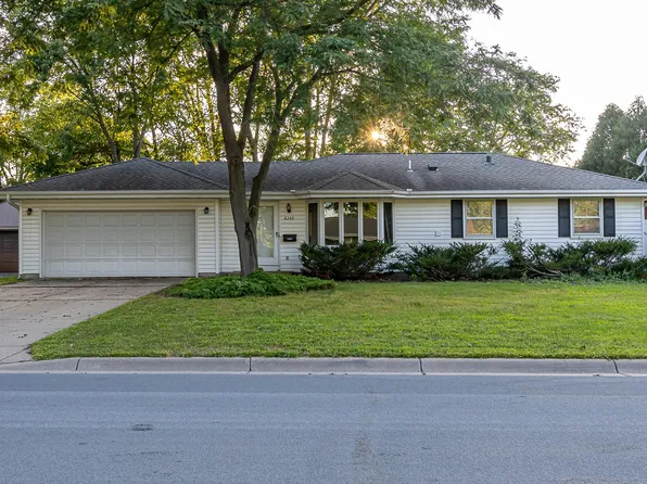 8208 Oakland Ave S, Bloomington, MN 55420