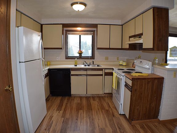 4th image of 3552 Smith Dr APT 2