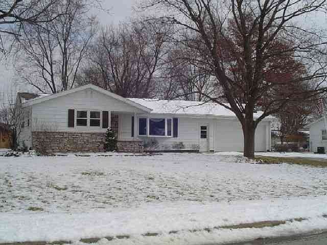 1st image of 20 Greenway Dr