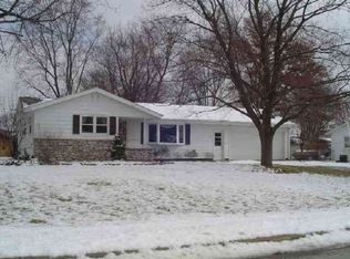 20 Greenway Dr, Goshen, IN 46526