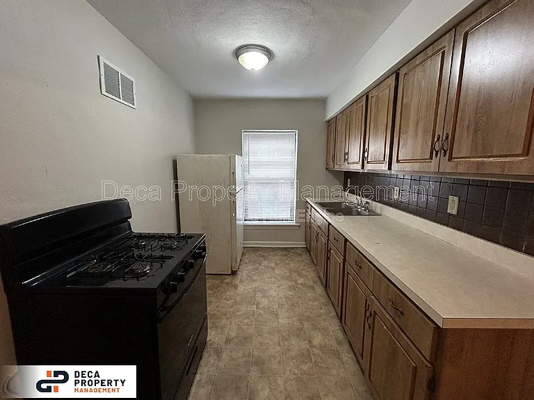 6926 Mackenzie Rd #2N — Photo 5
