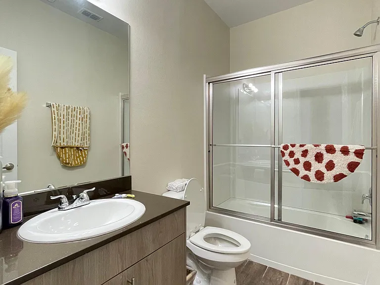 2404 N Sugar Rd #1 — Photo 8