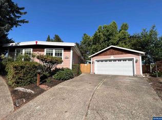 21986 Azalea Ct NE, Aurora, OR 97002