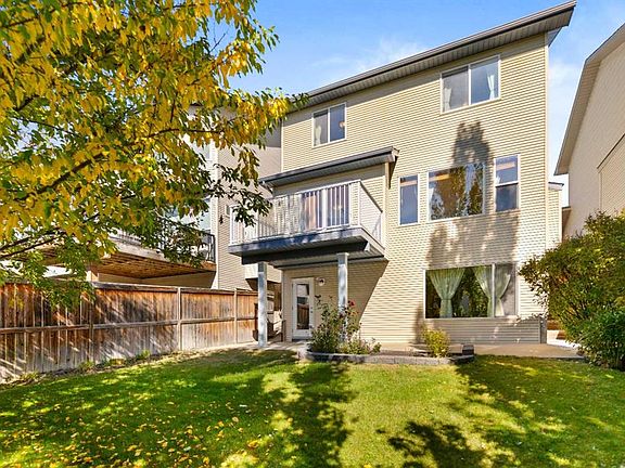4th image of 31 N Springborough Way SW