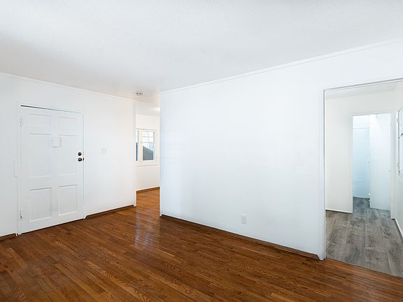4th image of 284 Vista Circle Dr