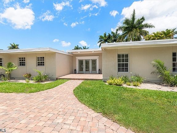 2nd image of 991 Aqua Ln