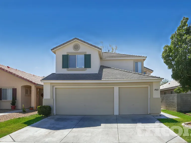 1933 Desert Sage Ave — Photo 1