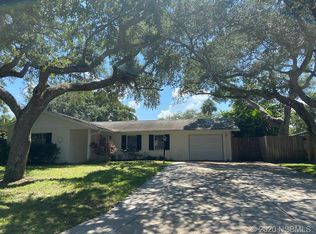 2 Forest Cir, New Smyrna Beach, FL 32169