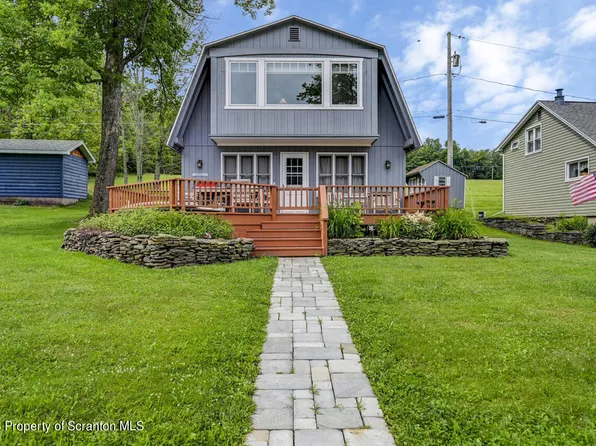 155 Five Daughter Dr, New Milford, PA 18834