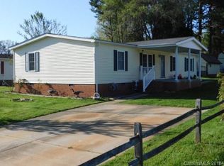 8210 Scottview Dr, Charlotte, NC 28214