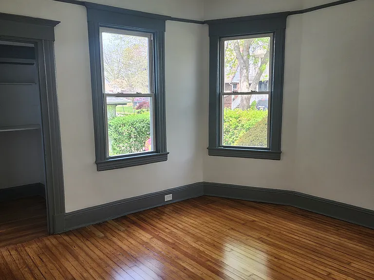 32 Euclid Ave #1 — Photo 10
