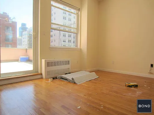 Rented by Bond New York | media 8