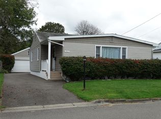 1924 Pearl St, Vestal, NY 13850