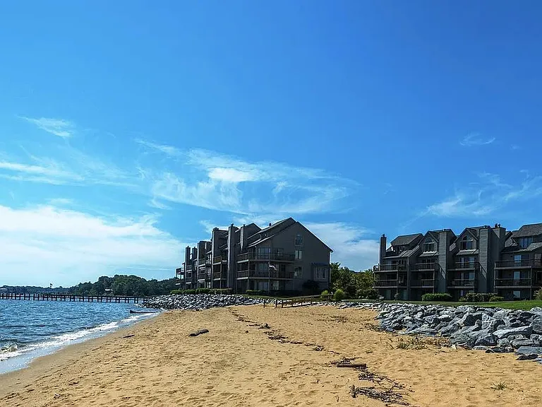 7036 Harbour Village Ct #T1 — Photo 35
