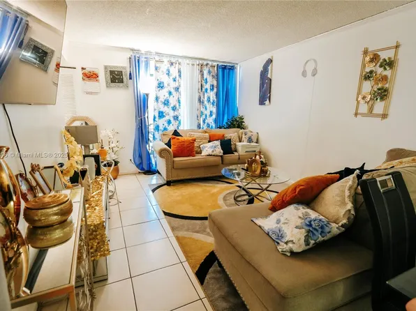 216 Lake Pointe Dr APT 128, Fort Lauderdale, FL 33309