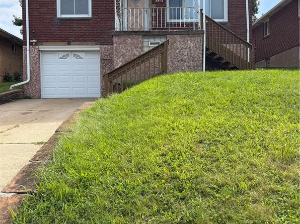 3913 Everlawn St, West Mifflin, PA 15122