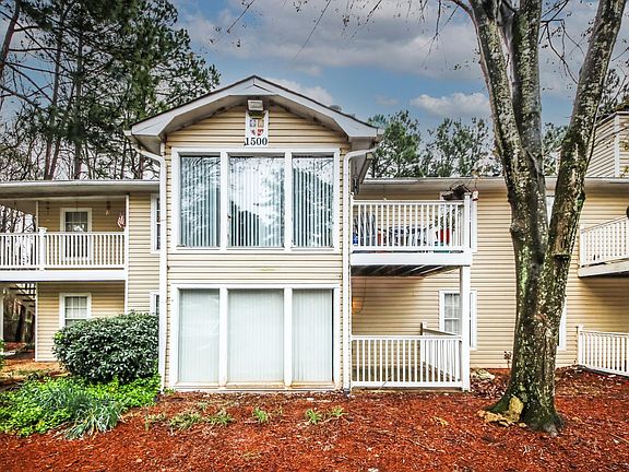 4th image of 1503 Augusta Dr