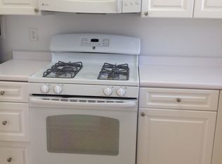 186 Sherman Rd #1, Chestnut Hill, MA 02467