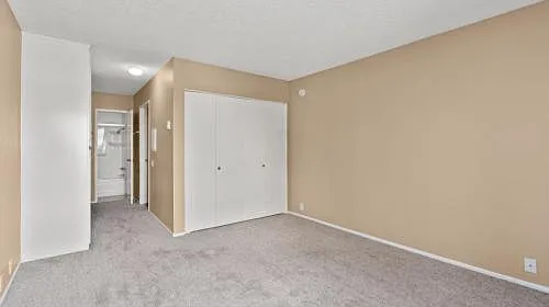 Vista Apartments — Photo 24