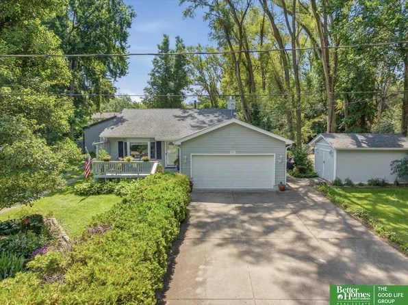 5511 & 5507 83rd St, Omaha, NE 68122