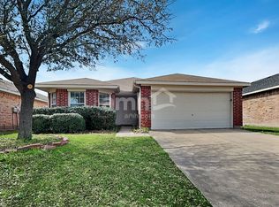 9421 Pastime Ct, Fort Worth, TX 76244