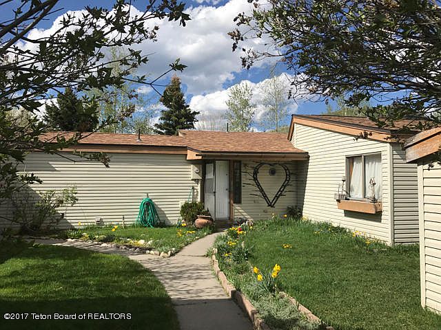 1st image of 2055 Corner Creek Ln