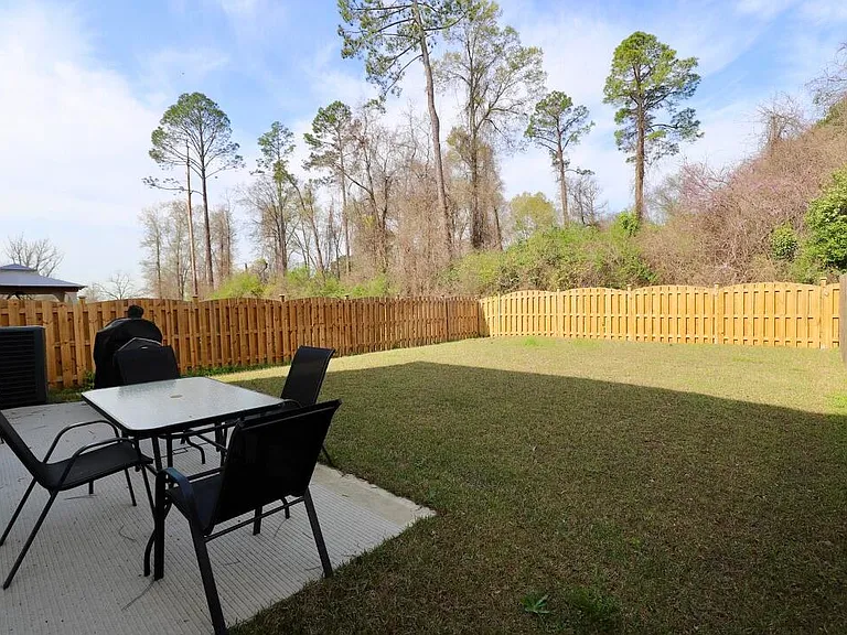 1049 Crescent Moon Loop — Photo 56